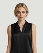 Daniela - Blusa satinada con lazo al cuello